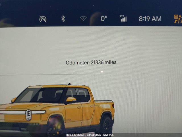 Rivian R1t Adventure 2022 7FCTGAAA2NN005811 Image 15