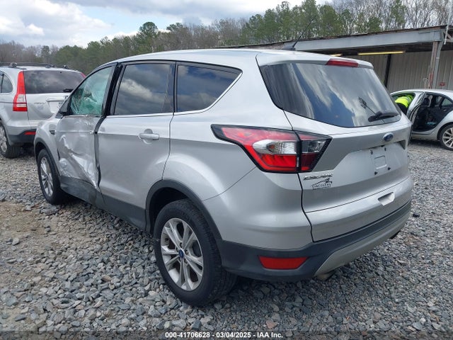 1FMCU9GD6HUE55482 Ford ESCAPE SE