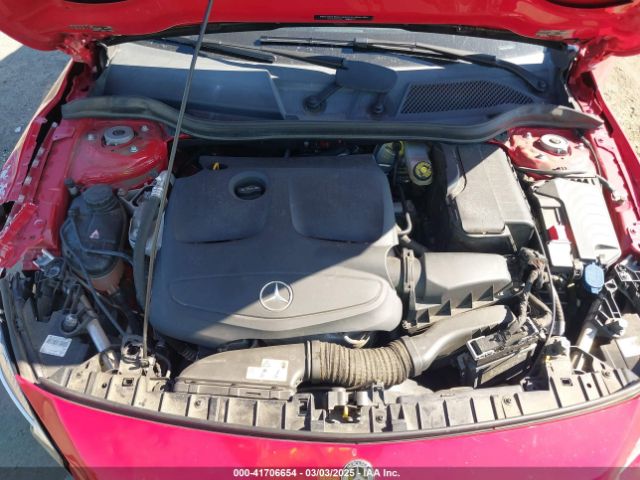 WDCTG4EB1JJ453883 Mercedes-Benz GLA 250
