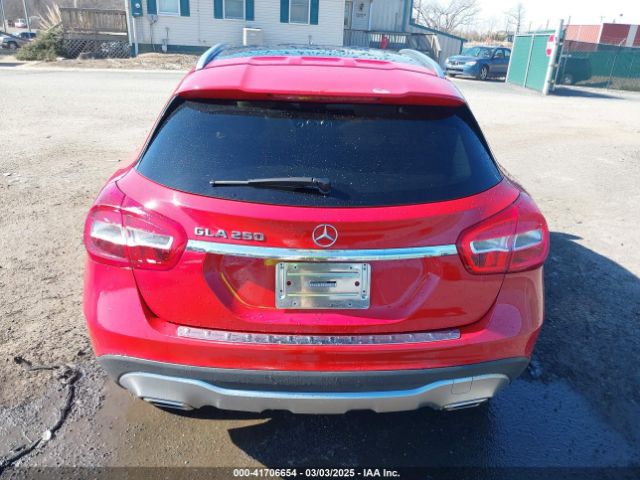 WDCTG4EB1JJ453883 Mercedes-Benz GLA 250