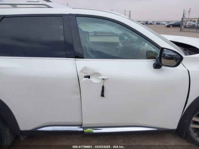 5N1DR3DG7RC302926 Nissan Pathfinder Platinum Fwd