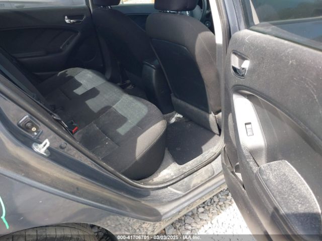 KNAFK4A67G5571834 KIA FORTE LX
