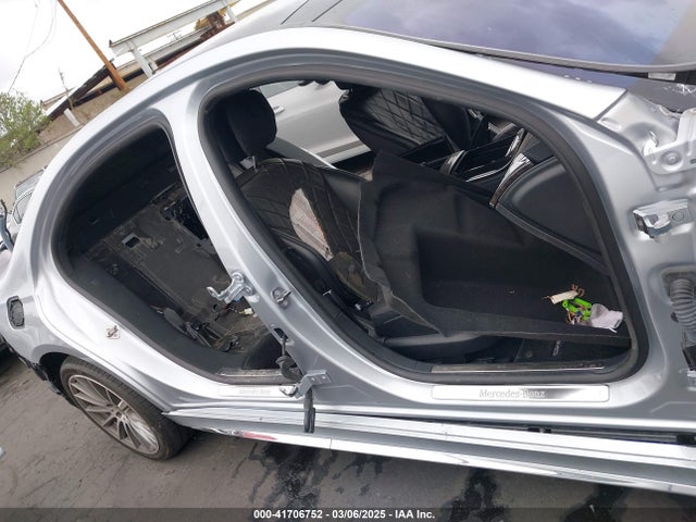 W1K6G7GB2MA019287 Mercedes-Benz m176