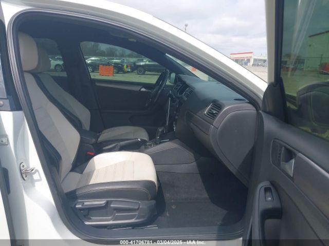3VWD17AJXHM307910 Volkswagen Jetta 1.8t Sport