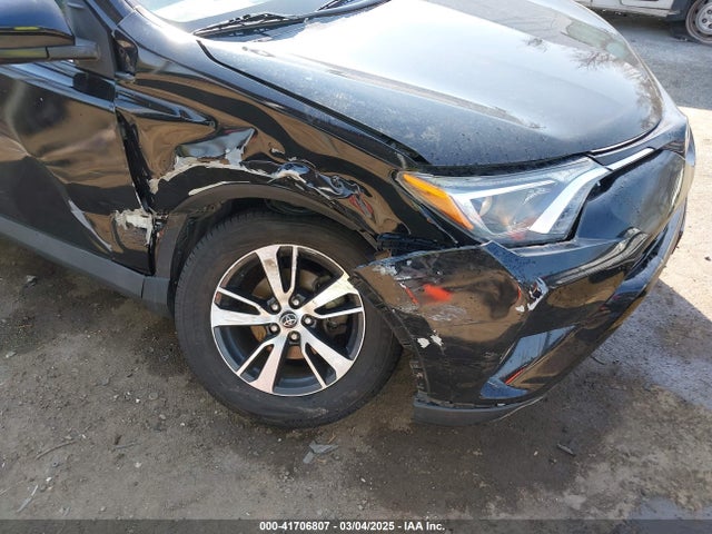 Toyota Rav4 Xle 2018 2T3WFREV6JW477658 Image 6