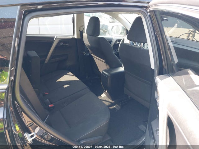 Toyota Rav4 Xle 2018 2T3WFREV6JW477658 Image 8