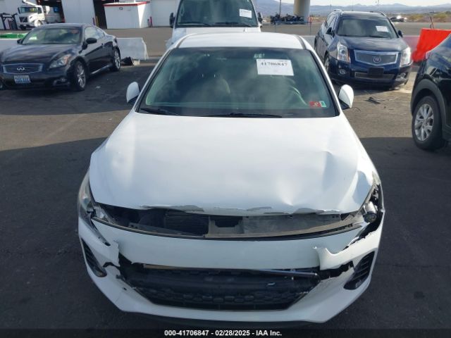 KMHH35LE7KU090303 Hyundai ELANTRA GT