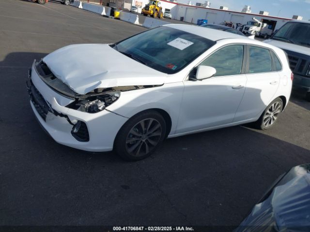 KMHH35LE7KU090303 Hyundai ELANTRA GT
