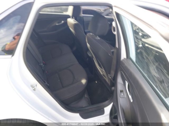 KMHH35LE7KU090303 Hyundai ELANTRA GT