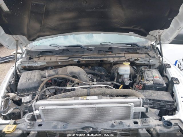 1C6RR7FT8MS555979 RAM 1500 Classic Tradesman  4x4 6'4 Box
