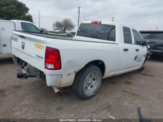 1C6RR7FT8MS555979 RAM 1500 Classic Tradesman  4x4 6'4 Box