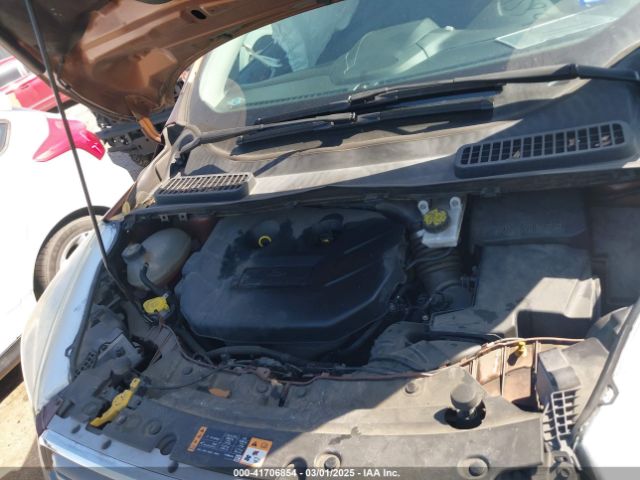 1FMCU0J93HUF10681 Ford Escape Titanium