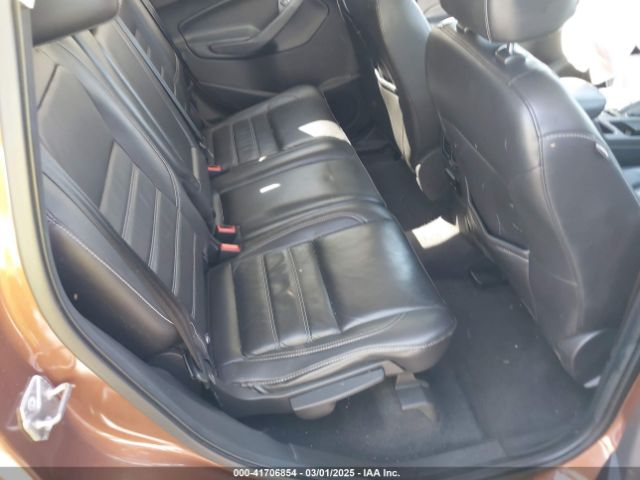 1FMCU0J93HUF10681 Ford Escape Titanium