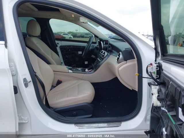 55SWF8DBXKU317130 Mercedes-Benz C 300