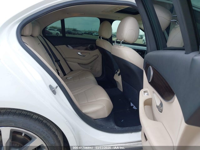 55SWF8DBXKU317130 Mercedes-Benz C 300