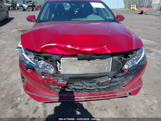 KMHLM4AG9PU586300 Hyundai ELANTRA SEL