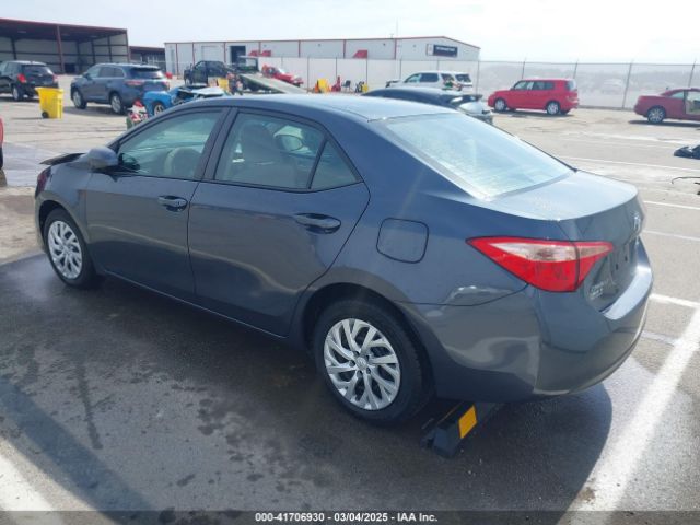 5YFBURHE0JP756405 Toyota COROLLA LE