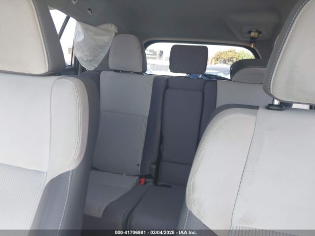 2T3WFREV3FW170553 Toyota Rav4 Xle