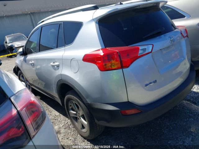 2T3WFREV3FW170553 Toyota Rav4 Xle