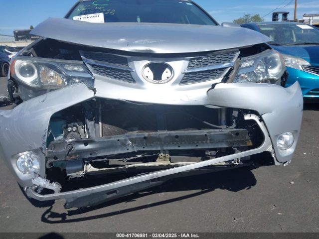 2T3WFREV3FW170553 Toyota Rav4 Xle