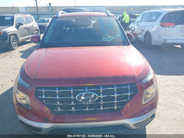 KMHRC8A3XLU018200 Hyundai Venue Sel