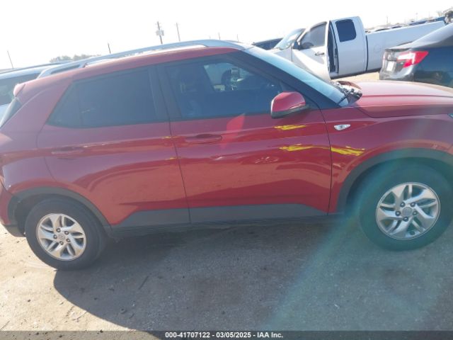 KMHRC8A3XLU018200 Hyundai Venue Sel