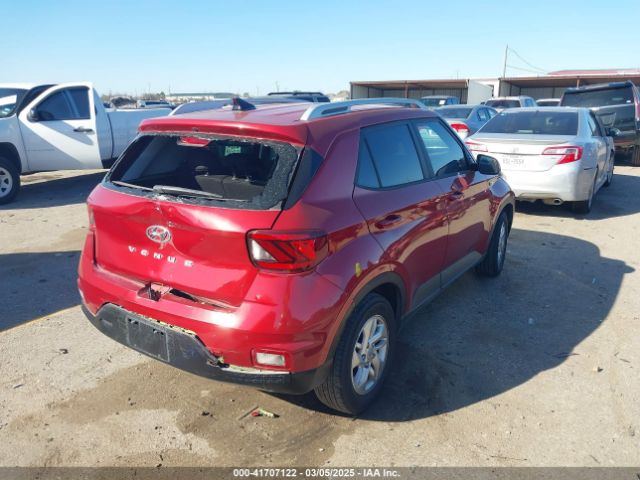 KMHRC8A3XLU018200 Hyundai Venue Sel