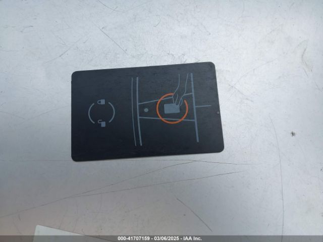 2021 TESLA MODEL Y 5YJYGDEE0MF287678 Photo 10