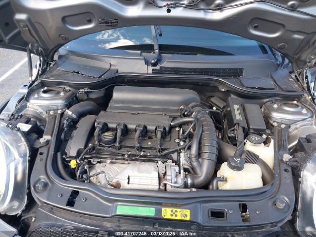 2009 MINI COOPER S CLUBMAN WMWMM33539TP74475 Photo 9
