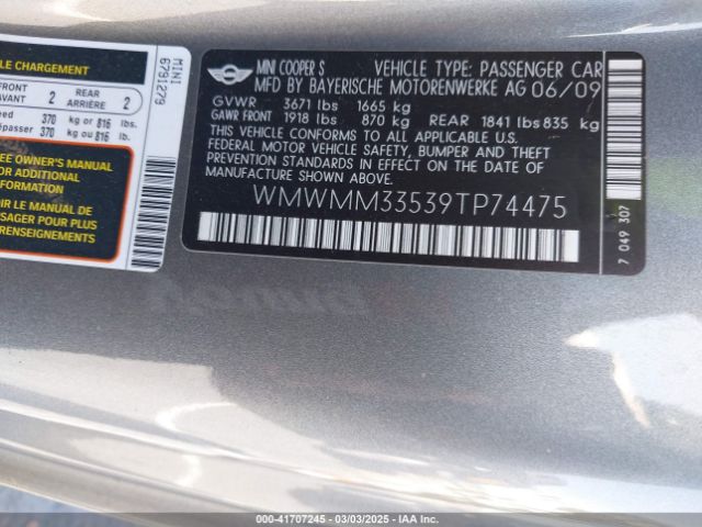 2009 MINI COOPER S CLUBMAN WMWMM33539TP74475 Photo 8