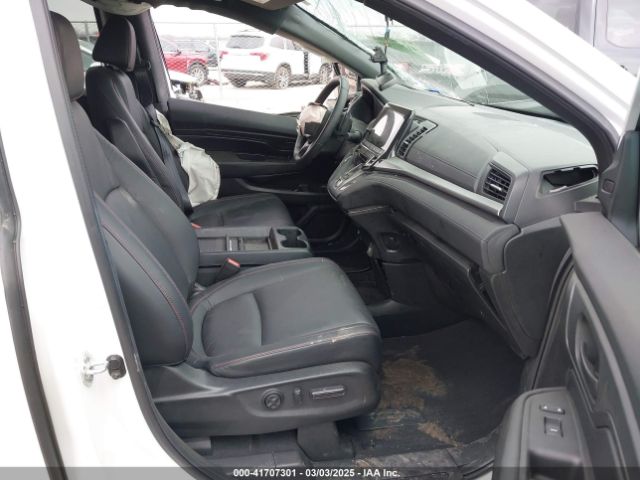 5FNRL6H72RB008862 Honda Odyssey Sport