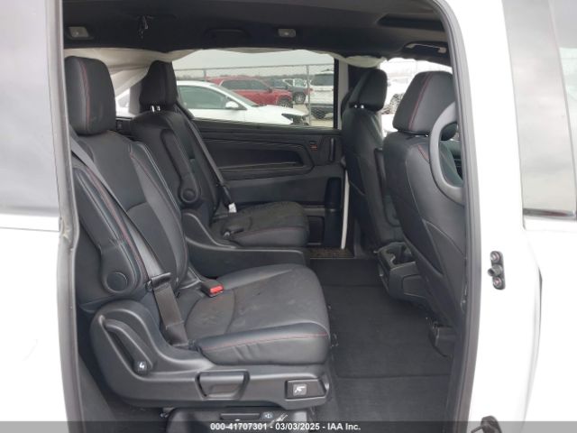 5FNRL6H72RB008862 Honda Odyssey Sport