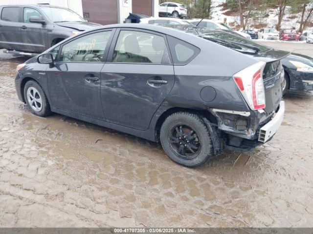 JTDKN3DU6F0476903 Toyota Prius Two