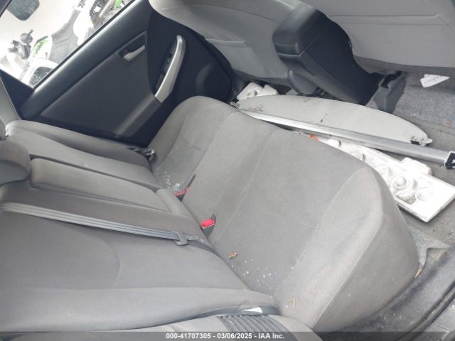 JTDKN3DU6F0476903 Toyota Prius Two