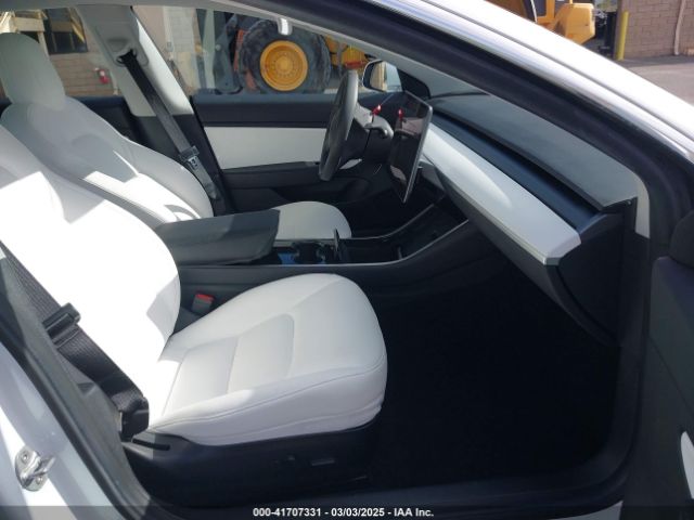5YJ3E1EB4KF454402 Tesla Model 3 Long Range/performance