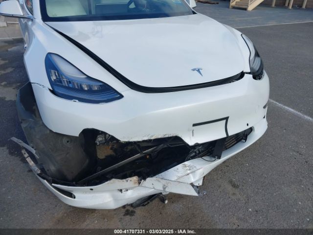5YJ3E1EB4KF454402 Tesla Model 3 Long Range/performance