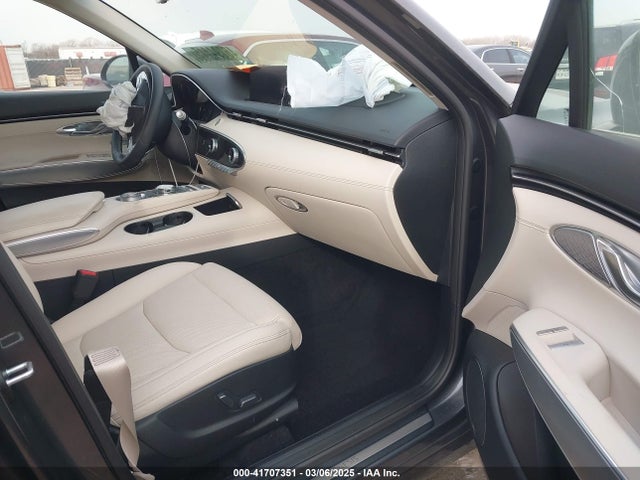 Genesis Gv70 2.5t Awd 2022 KMUMADTB2NU065058 Image 5