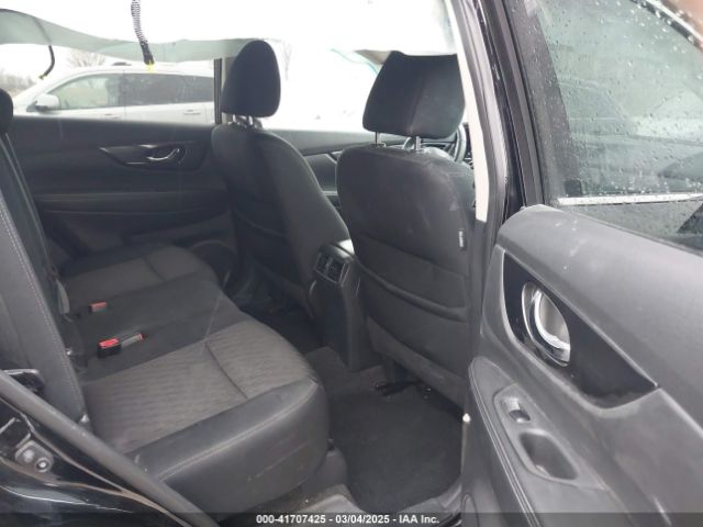5N1AT2MV5HC825096 Nissan ROGUE SV