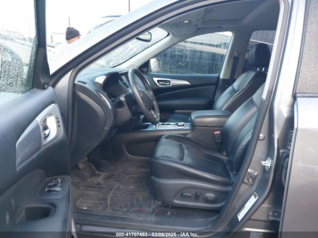 5N1DR2MM9JC613309 Nissan Pathfinder Sl