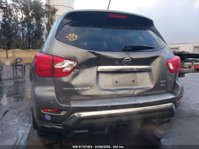 5N1DR2MM9JC613309 Nissan Pathfinder Sl
