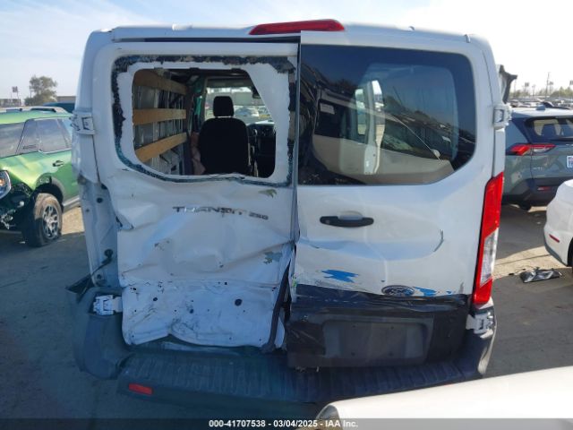 1FTYR1ZM2JKA64616 Ford Transit-250