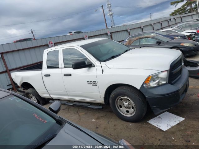 1C6RR6FG4KS515764 RAM 1500 Classic Tradesman  4x2 6'4 Box