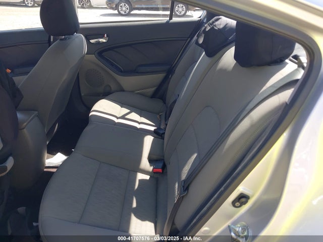 KNAFK4A68G5536400 KIA FORTE LX