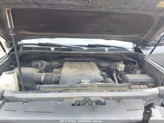 5TFRY5F13EX166878 Toyota Tundra Sr5 5.7l V8