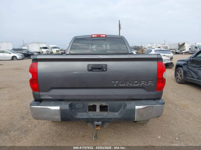 5TFRY5F13EX166878 Toyota Tundra Sr5 5.7l V8