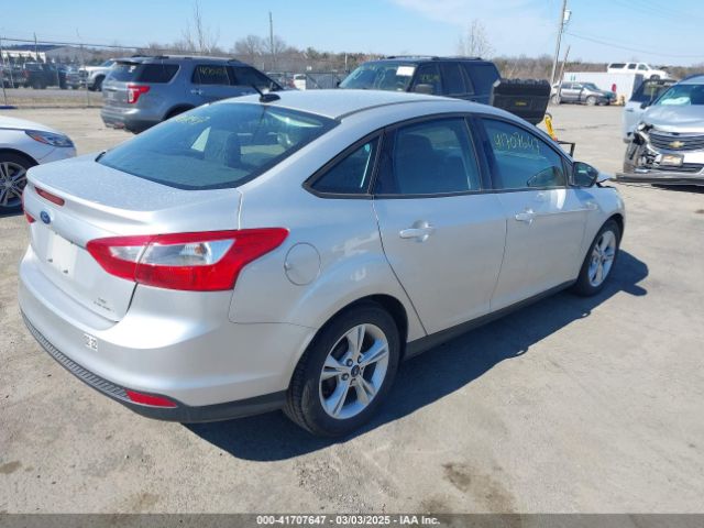 1FADP3F20EL454137 Ford FOCUS SE
