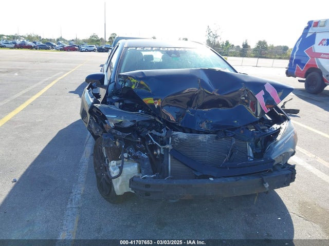 Toyota COROLLA LE 2018 5YFBURHE6JP761043 Image 6
