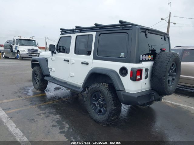 1C4HJXDN0JW265823 Jeep Wrangler Unlimited Sport 4x4