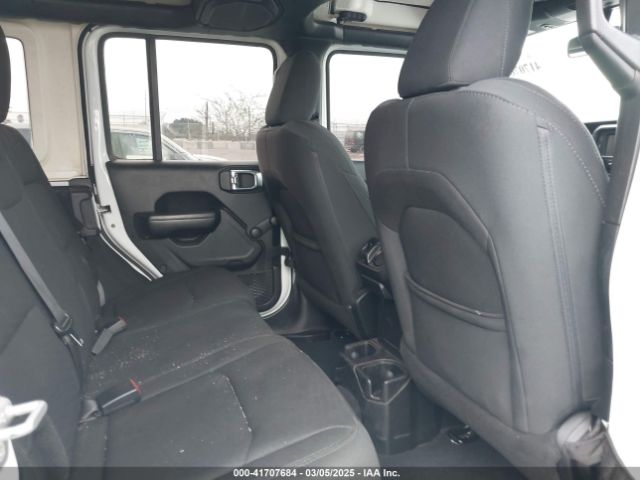 1C4HJXDN0JW265823 Jeep Wrangler Unlimited Sport 4x4