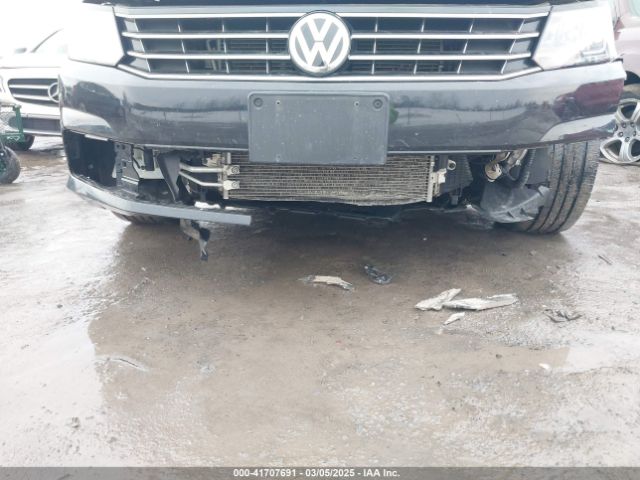 1VWLA7A39KC002680 Volkswagen Passat 2.0t Wolfsburg Edition